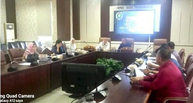 Rapat yang berlangsung di Ruang Rapat Badan Musyawarah DPRD Kota Prabumulih