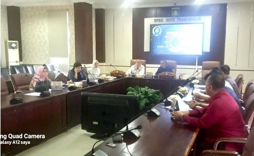 Rapat yang berlangsung di Ruang Rapat Badan Musyawarah DPRD Kota Prabumulih