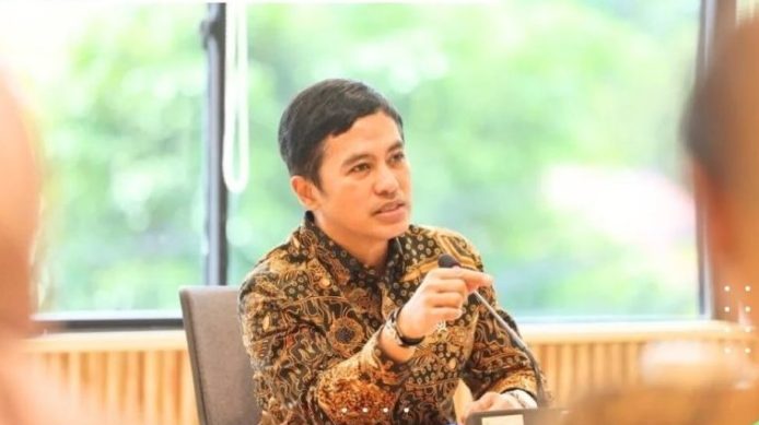 Wakil Menteri Kesehatan (Wamenkes) Republik Indonesia, Dante Saksono Harbuwono, menerima audiensi rombongan Pemkot Prabumulih yang dipimpin oleh Wali Kota Prabumulih, H. Arlan.