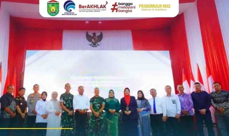 Acara lepas sambut Komandan Batalyon Zeni Tempur (Danyon Zipur) 2/Samawa Grawira yang digelar di Kota Prabumulih Provinsi Sumatera Selatan.