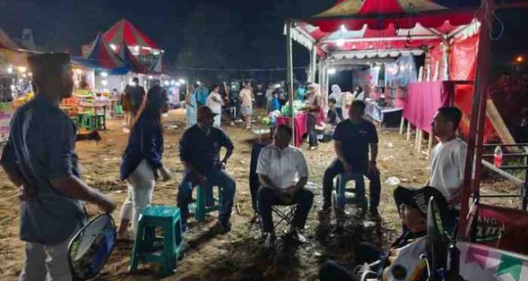 Wahana Rumah Hantu di Pasar Malam yang berlokasi di Jalan Lingkar Timur, dekat Tugu Jogja, Kota Prabumulih Provinsi Sumatera Selatan, menimbulkan keresahan masyarakat.