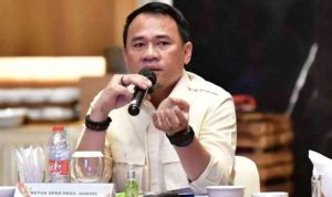 Ketua DPRD Sumatera Selatan, Andie Dinialdie, memberikan klarifikasi terkait isu pengadaan meja biliar di rumah dinas pimpinan DPRD Provinsi Sumatera Selatan