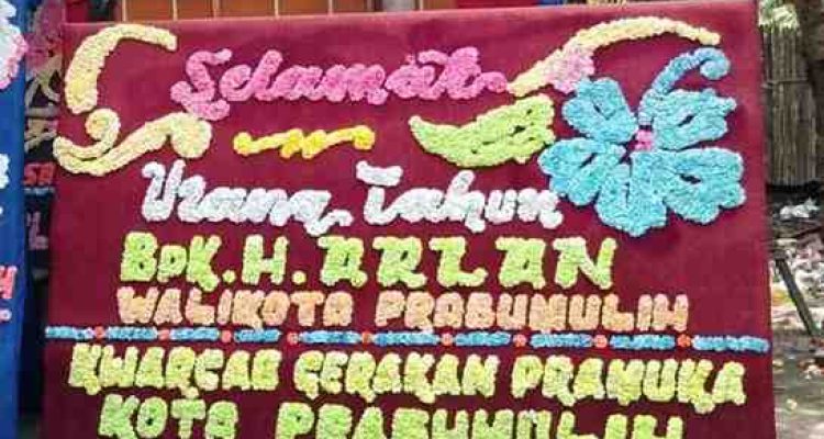 jajaran Kwartir Cabang (Kwarcab) bersama masyarakat Kota Prabumulih menyampaikan ucapan selamat ulang tahun ke-51 kepada Wali Kota Prabumulih, H. Arlan, Senin (30/3/2026).