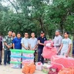 Wali Kota Prabumulih, H. Arlan, memberikan bantuan kepada para santri yang terdampak musibah kebakaran tersebut sebagai bentuk empati dan dukungan moral agar mereka tetap kuat menghadapi cobaan.