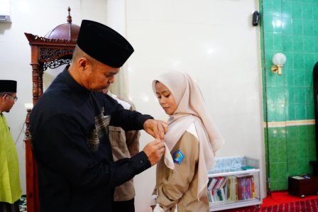 Asisten I Pemkot Prabumulih Buka Ramadhan KGC Walking Tour di Masjid Nur Arafah.