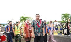 Wali Kota Pagar Alam, Ludi Oliansyah, pada saat pendaratan perdana pesawat ATR 72-600 milik Citilink di Bandara Atung Bungsu, pada hari Selasa, tanggal 17 Maret 2026. (MUSINEWS.ID/HAIRUDIN0