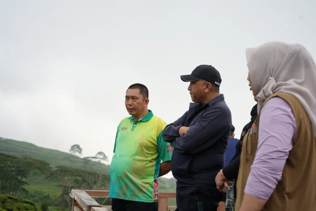 Kepala Kejaksaan Tinggi (Kajati) Sumatra Selatan (Sumsel), Ketut Sumedana, memulai agenda kunjungan kerjanya di Kota Pagar Alam dengan kegiatan olahraga santai bersama jajaran pemerintah daerah, hari Selasa pagi, tanggal 27 Januari 2026. (MUSINEWS.ID/HAIRUDIN)