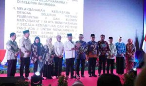 Hj Bertha menghadiri kegiatan Deklarasi Indonesia Bersinar (Bersih dari Narkoba) yang diselenggarakan oleh Badan Narkotika Nasional (BNN) Republik Indonesia bersama Pemerintah Kabupaten Lahat, di Gedung Olahraga Bukit Tunjuk, Kota Lahat, Kamis (22/01/2026).