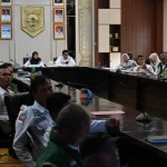 Wakil Wali Kota (Wawako) Pagar Alam, Hj. Bertha, didampingi Sekretaris Daerah (Sekda), Zaily Oktosab Fitri Abidin, mengikuti acara panen raya dan pengumuman swasembada pangan bersama Presiden Republik Indonesia, Prabowo Subianto. (MUSINEWS.ID/HAIRUDIN)