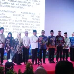 Wakil Wali Kota (Wawako) Pagar Alam, Hj. Bertha, menghadiri deklarasi Indonesia Bersinar (Bersih dari Narkoba) yang digelar oleh Badan Narkotika Nasional (BNN) Republik Indonesia (RI) bersama Pemerintah Kabupaten (Pemkab) Lahat. (MUSINEWS.ID/HAIRUDIN)