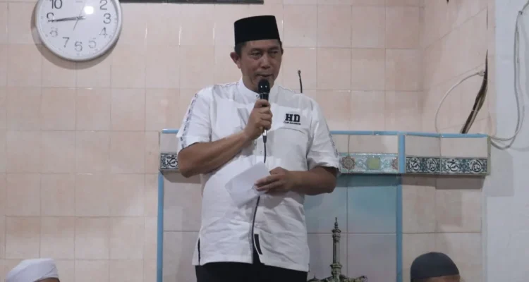 Wali Kota Pagar Alam, Ludi Oliansyah, melaksanakan kegiatan Safari Ramadhan 1447 Hijriah di Masjid Taqwa Mingkik, Kelurahan Atung Bungsu, Kecamatan Dempo Selatan, pada hari Jum'at malam, tanggal 6 Maret 2026. (MUSINEWS.ID/HAIRUDIN)