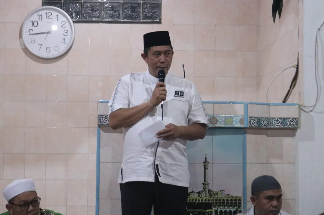 Wali Kota Pagar Alam, Ludi Oliansyah, melaksanakan kegiatan Safari Ramadhan 1447 Hijriah di Masjid Taqwa Mingkik, Kelurahan Atung Bungsu, Kecamatan Dempo Selatan, pada hari Jum'at malam, tanggal 6 Maret 2026. (MUSINEWS.ID/HAIRUDIN)