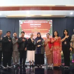 Wakil Wali Kota (Wawako) Pagar Alam, Hj. Bertha, menghadiri perayaan Natal OIKUMENE umat Kristiani se-Kota Pagar Alam, sekaligus syukuran menyambut Tahun Baru 2026, di Gedung Balai Kota Pagar Alam, hari Jum'at sore, tanggal 9 Januari 2026. (MUSINEWS.ID/HAIRUDIN)