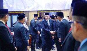 Bupati Musi Banyuasin H. M. Toha Tohet, S.H, Wakil Bupati Muba Abrur Rohman Husen, Sekda Muba Drs Syafaruddin MSi, para Asisten Setda Muba, para Staf Ahli Bupati berserta Kepala Perangkat Daerah Muba. Bupati Musi Banyuasin H. M. Toha Tohet, S.H, Wakil Bupati Muba Abrur Rohman Husen, Sekda Muba Drs Syafaruddin MSi, para Asisten Setda Muba, para Staf Ahli Bupati berserta Kepala Perangkat Daerah Muba.