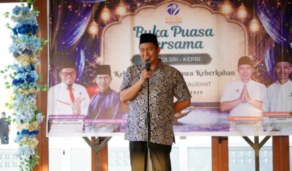 Wali Kota Pagar Alam, Ludi Oliansyah, menghadiri kegiatan buka puasa bersama Keluarga Besar Ikatan Alumni Politeknik Negeri Sriwijaya (Ikapolsri) Provinsi Kepulauan Riau. (MUSINEWS.ID/HAIRUDIN)