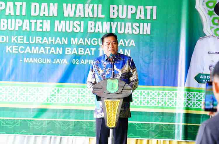 Suasana hangat menyelimuti halaman Kantor Lurah Mangun Jaya, Kecamatan Babat Toman, pada Kamis (2/4/2026).