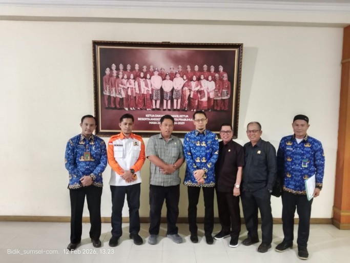 Komisi I DPRD Kota Prabumulih menggelar rapat dengar pendapat (RDP) menyikapi pemberitaan yang tengah viral di media sosial, sekaligus membahas optimalisasi pelayanan kesehatan di RSUD Kota Prabumulih.