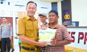 Salah satu langkah konkret diwujudkan melalui penyaluran bantuan benih jagung dari Kementerian Pertanian Republik Indonesia kepada kelompok tani di wilayah hukum Polres Prabumulih, Selasa (14/04/2026).