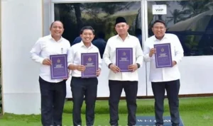 Andie Dinialdie, resmi menuntaskan rangkaian Kursus Pemantapan Pimpinan Daerah yang ditutup pada Senin lalu (20/4/2026).