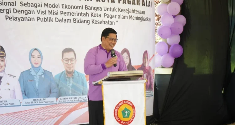 Sekretaris Daerah (Sekda) Kota Pagar Alam, Zaily Oktosab Fitri Abidin, menghadiri peringatan HUT ke-52 Persatuan Perawat Nasional Indonesia (PPNI) yang digelar di Aula Eks MTQ Gunung Gare, Sabtu, 11 April 2026. (MUSINEWS.ID/HAIRUDIN)