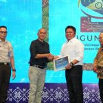 Herman Deru, secara resmi melaunching Sistem Informasi Penagihan Pajak Kendaraan Bermotor Terintegrasi (SIGUNTANG), sekaligus kegiatan Capacity Building dan Coaching Clinic Evaluasi Kinerja TP2DD se-Sumsel Tahun 2026.