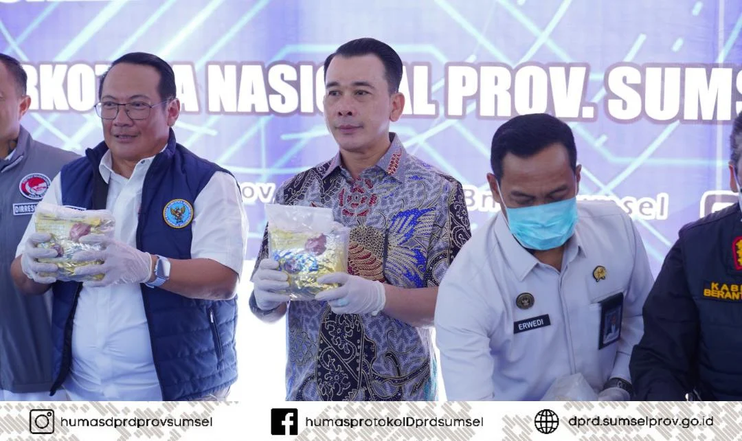 Nopianto, menghadiri langsung kegiatan pemusnahan barang bukti narkotika golongan I jenis sabu hasil pengungkapan jaringan internasional Malaysia–Palembang.