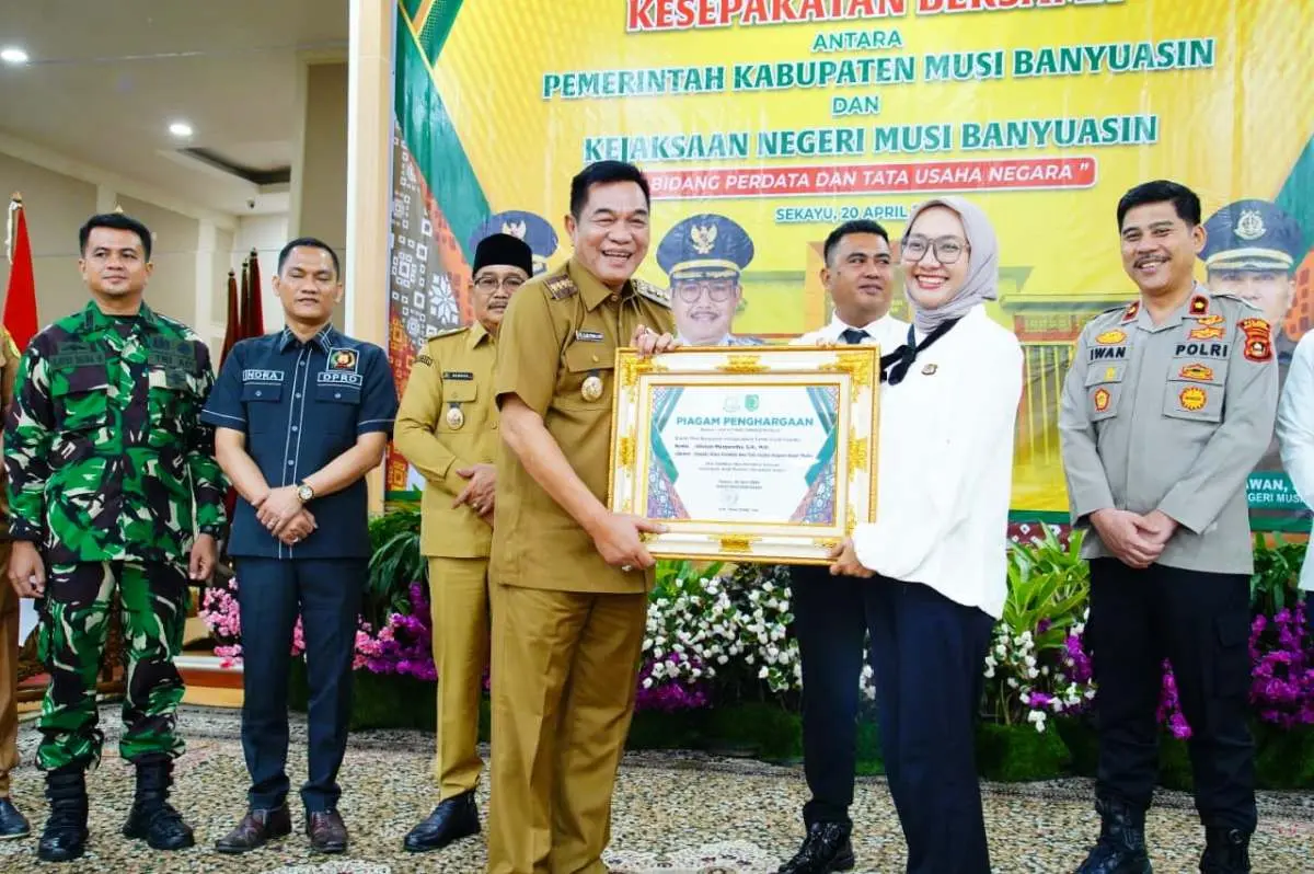 Penandatanganan kerja sama hukum Pemkab Muba dan Kejari di Griya Bumi Serasan Sekate