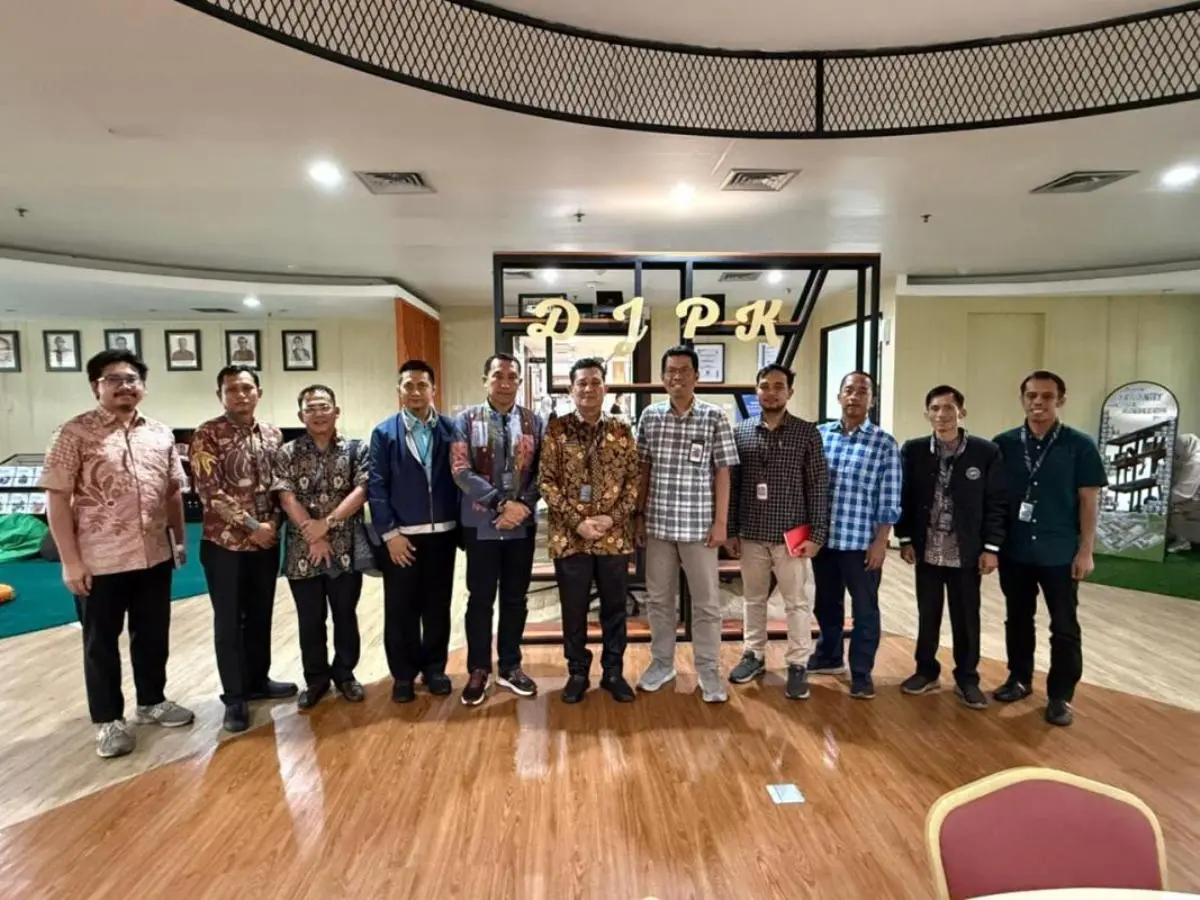 Audiensi tersebut dipimpin langsung oleh Sekretaris Daerah (Sekda) Muba, Drs. Syafaruddin, M.Si., yang didampingi oleh Kepala Badan Pengelola Keuangan dan Aset Daerah (BPKAD) Muba, Riki Junaidi, AP, M.Si.