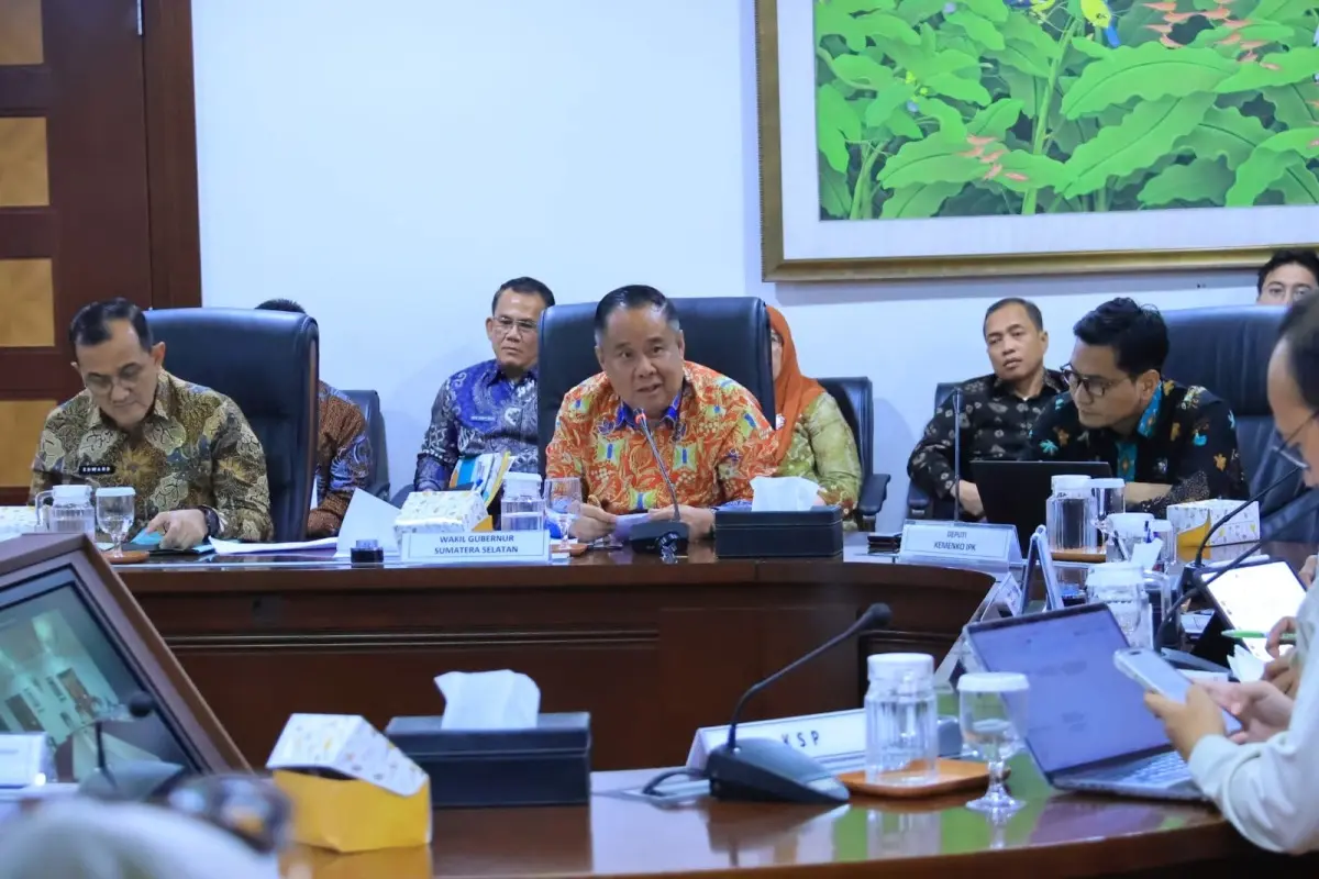 Cik Ujang dorong percepatan pembangunan Tol Betung-Tempino-Jambi dalam rapat di KSP.
