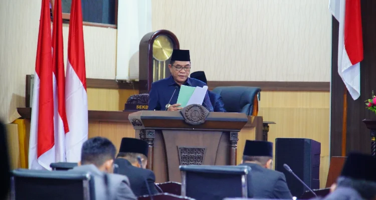 Bupati Muba H M Toha Tohet saat menyampaikan kebijakan pajak dan retribusi Muba yang berpihak pada UMKM
