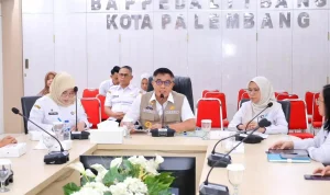 Sekretaris Daerah (Sekda) Kota Palembang, Aprizal Hasyim, memimpin rapat koordinasi persiapan Hari Ulang Tahun (HUT) Kota Palembang ke-1343, yang akan diperingati pada 17 Juni 2026 mendatang. (MUSINEWS.ID/TRI RICKI)