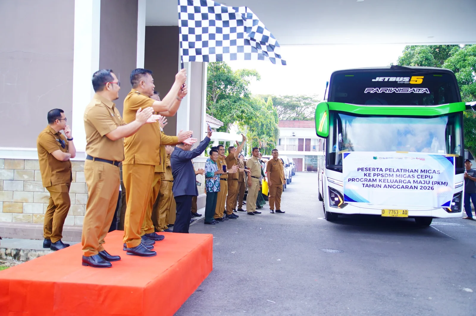 40 pemuda Muba resmi diberangkatkan mengikuti pelatihan migas bersertifikasi nasional di Cepu.
