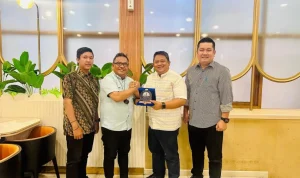 Disnakertrans Muba bertemu Medco Energi membahas pengutamaan tenaga kerja lokal di sektor migas.