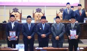 wtp-sumsel-12-kali-berturut-turut Penyerahan opini WTP Sumsel ke-12 berturut-turut dalam rapat paripurna DPRD Sumsel