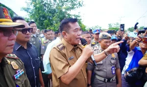 legalisasi-penyulingan-minyak-rakyat-muba. Bupati Muba HM Toha Tohet menyampaikan dukungan terhadap upaya legalisasi penyulingan minyak rakyat di Musi Banyuasin.