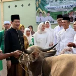 Sekda Muba Syafaruddin melaksanakan Sholat Idul Adha 2026 bersama masyarakat Desa Lumpatan II Kecamatan Sekayu.