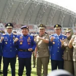 Bupati Kabupaten Musi Banyuasin, Toha Tohet, menghadiri upacara peringatan HUT ke-107 Damkar dan Penyelamatan, HUT ke-76 Satpol PP, serta HUT ke-64 Satuan Linmas tingkat nasional tahun 2026. (MUSINEWS.ID/TRI)
