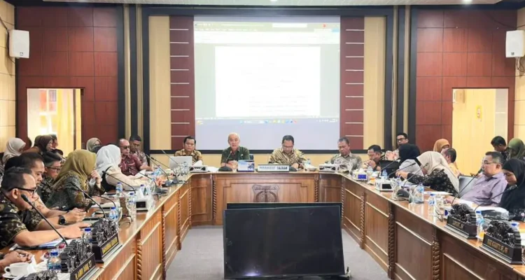 Pemerintah Kabupaten (Pemkab) Musi Banyuasin (Muba) bersama Dewan Perwakilan Rakyat Daerah (DPRD) Kabupaten Muba mulai menggodok Rancangan Peraturan Daerah (Raperda) tentang Perubahan atas Peraturan Daerah Nomor 8 Tahun 2023 tentang Pajak Daerah dan Retribusi Daerah. (MUSINEWS.ID/TRI)