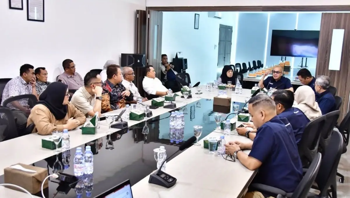 Melalui Komisi III, lembaga legislatif ini melakukan kunjungan kerja strategis ke pabrik PT Semen Baturaja (Persero) Tbk (SMBR), pada hari Rabu, tanggal 10 Juni 2026. (MUSINEWS.ID/TRI)