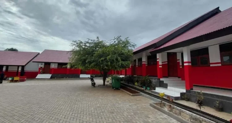 Pemerintah pusat secara resmi memutuskan untuk memperluas jangkauan Program Revitalisasi Satuan Pendidikan pada tahun anggaran 2026. (foto : Kemendikdasmen.go.id)