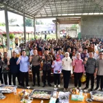 Reses Masa Sidang VI Tahap II Tahun Anggaran 2026 dengan menggelar pertemuan bersama masyarakat di Desa Tanjung Besar, Kecamatan Mekakau Ilir, Kabupaten OKU Selatan, Rabu (8/7/2026).
