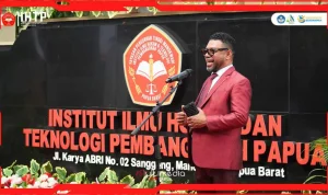 Ketua Komite III Dewan Perwakilan Daerah (DPD) Republik Indonesia (RI), Dr. Filep Wamafma. (MUSINEWS.ID/HAIRUDIN)