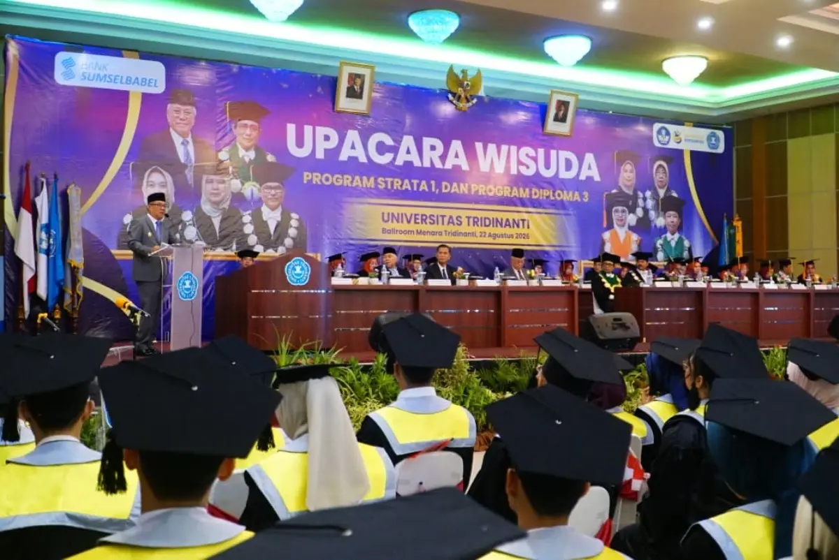 Wakil Gubernur (Wagub) Sumatra Selatan (Sumsel), Cik Ujang, menghadiri Sidang Senat Terbuka Wisuda Sarjana dan Ahli Madya Universitas Tridinanti Palembang. (MUSINEWS.ID/HAIRUDIN)