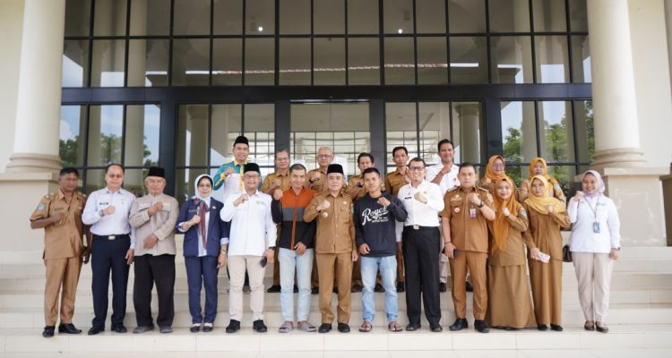 Penyerahan dan penyambutan kedua korban dilaksanakan pada Senin (08/06/2026) di Ruang Rapat Wakil Bupati Ogan Ilir, Komplek Perkantoran Tanjung Senai. Kegiatan tersebut dipimpin langsung oleh Wakil Bupati Ogan Ilir, H. Ardani, S.H., M.H.
