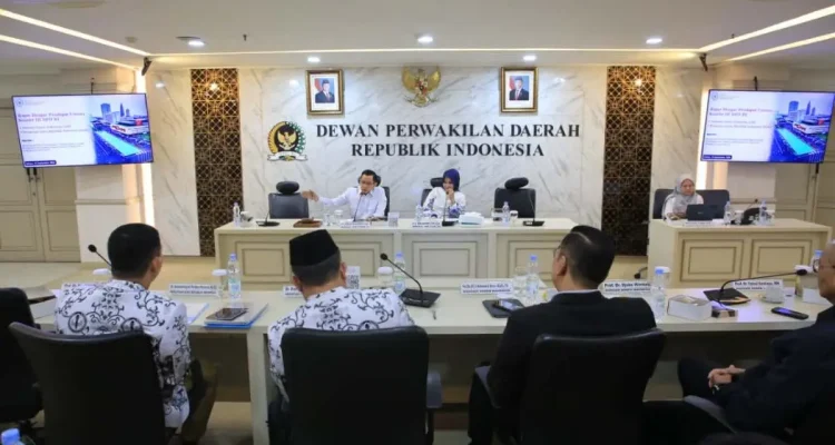 Rapat Dengar Pendapat Umum (RDPU) Komite III DPD RI bersama Asosiasi Dosen Indonesia (ADI) dan Pengurus Besar (PB) Persatuan Guru Republik Indonesia (PGRI) di Kompleks Parlemen, Senayan, Jakarta, Selasa, 15 September 2026. (FOTO : MUSINEWS.ID/NEWSROOM DPD RI)