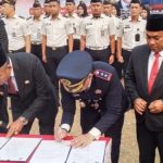 Ketua DPRD Kota Prabumulih, Deni Victoria, SH., M.Si mendampingi Walikota Prabumulih H. Arlan dalam agenda tahunan penyerahan remisi bagi narapidana di Rumah Tahanan Negara (Rutan) Kelas IIB Kota Prabumulih