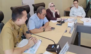 Eva Susanti saat melakukan kunjungan reses ke Kantor Badan Penanggulangan Bencana Daerah (BPBD) Provinsi Sumatera Selatan, Senin (26/10/2026).