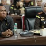 H. Deni Victoria, S.H., M.Si. bersama Kepala Kejaksaan Negeri (Kajari) Prabumulih Asvera Primadona, S.H., M.H. dan Kasi Intelijen Kejari Prabumulih mengikuti kegiatan Konsolidasi/Focus Group Discussion (FGD) bersama jajaran Jaksa Agung Muda Bidang Intelijen Tahun 2026, Senin (10/8/2026).