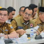 Wakil Bupati Muba, Abdur Rohman Husen, saat mengikuti Rapat Terbatas bersama Presiden Republik Indonesia secara daring dari Griya Agung Palembang, Senin, 12 Oktober 2026. (MUSINEWS.ID/TRI)