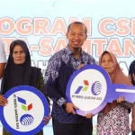 Wakil Wali Kota Prabumulih, Franky Nasril, meresmikan langsung penyerahan program bantuan bedah Rumah Tidak Layak Huni (RTLH) dari Corporate Social Responsibility (CSR) PT Perta Samtangas di Kelurahan Anak Petai, Kecamatan Prabumulih Utara, pada Rabu, 14 Oktober 2026. (MUSINEWS.ID/ANTONO)